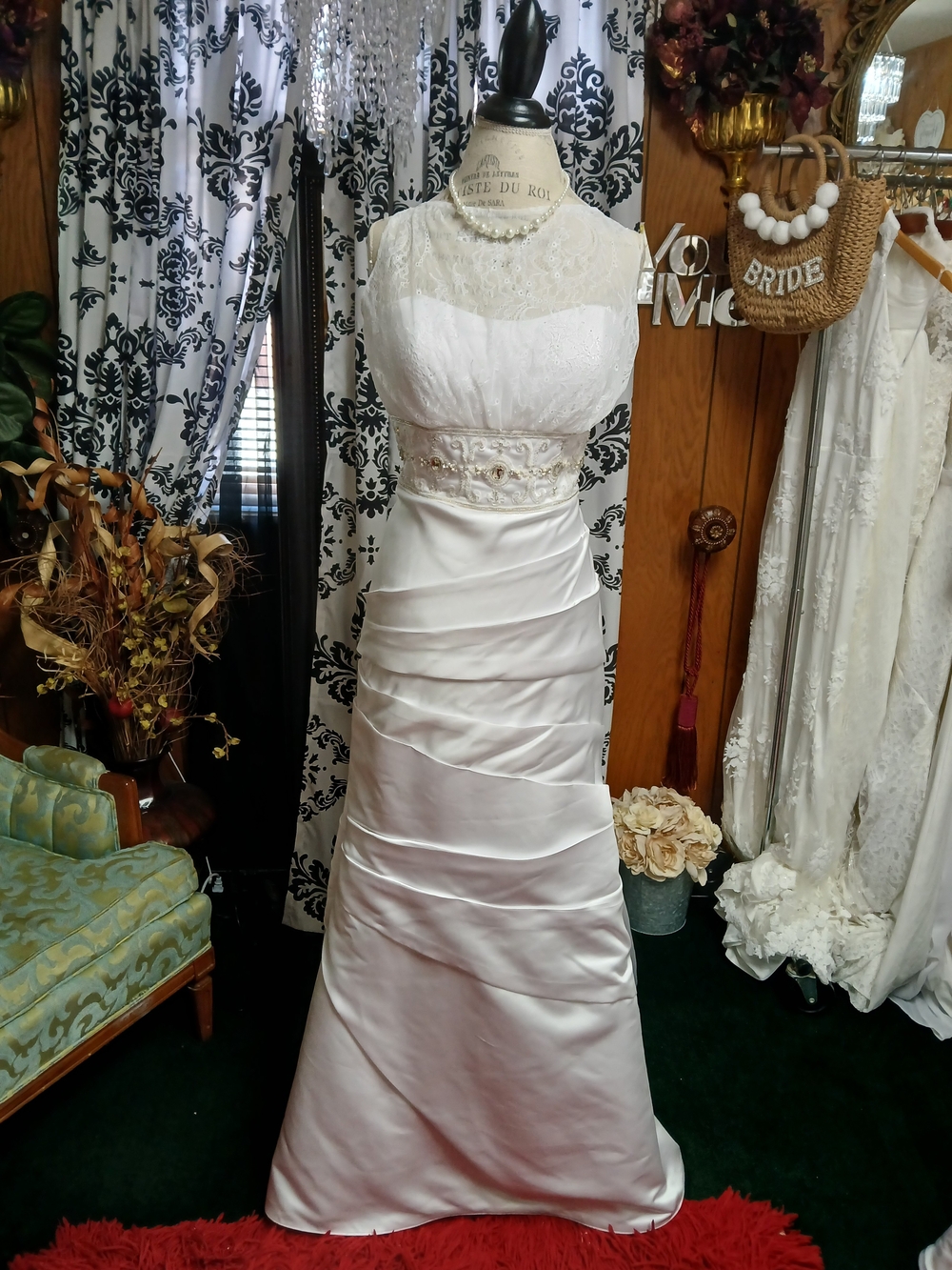 Lace-Accented White Satin Bridal Dress with Beaded Waist